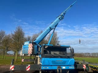 Grove Mobile Crane - Image 2