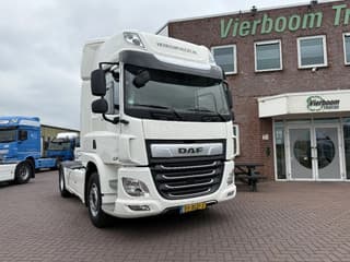 DAF 4X2 SPACECAB EURO6 DISTRIBUTIETREKKER MILIEUZONE DAF ONDERHOUD HOLLAND TRUCK!!! - Thumbnail 1