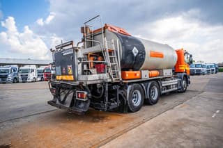 Scania SCANIA 124G420-6x4/BITUMEN/ASFALT - Image 4
