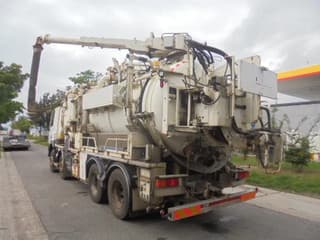 DAF 8X4 BLADGEVEERD - Image 3