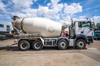 MAN 32 360 BB+ LIEBHERR 9m3 - Image 3