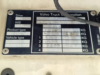 Volvo 13.500 6x2 - Retarder - Full air - 3.20 WB - Leather - Image 24