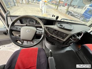 Volvo 500 - Image 10