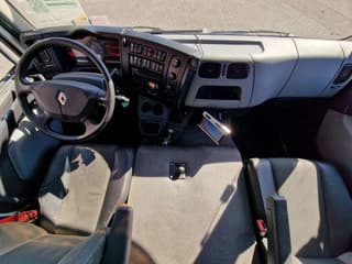 Renault 12.250 4x2 - Box - Loadlift 1.500 KG - A/C - Euro 6 - Automatic - Camera system - Image 16