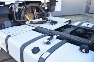 Mercedes-Benz Actros 2017 - 1945 4x2 - RETARDER - 824 TKM - DIFF. LOCK - 2 x FUEL TANKS - ALCOA'S - TOP CONDITION - afbeelding 8