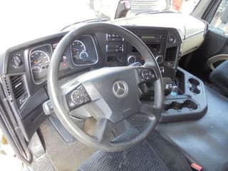 Mercedes-Benz 2340 6X2 - Image 8