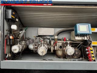 Volvo FM9 300 6X2 TANKWAGEN 4 COMP 18000 LITER - Image 20