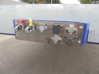 Volvo 420 6X2 NL TRUCK - Image 31