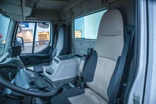 Renault PREMIUM 380 DXI-6x2 - Image 6