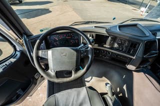 Volvo FM 460 GLOB +VOITH+KIPHYDR. - Image 9