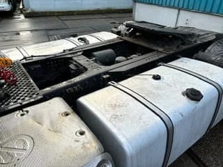 Iveco 440.42 /TP HIGH-WAY (EURO 6 / AUTOMATIC GEARBOX / 2x TANK / FRIDGE / AIRCONDITIONING / ETC.) - Image 13