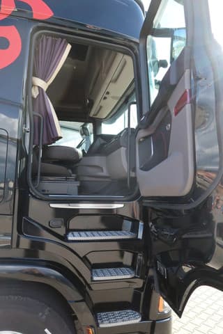 Scania S650 Retarder, Full Air, Full LED, King of the road, PTO Nice Truck. www.companjen.nl - Image 25