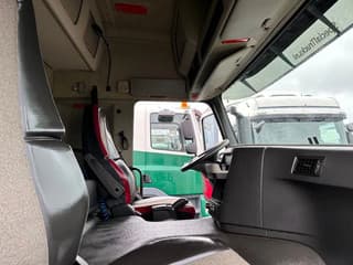 Volvo 8x2 Euro 6 + Fassi F660RA.2.26 + Jib L426 (Winch) - Image 17