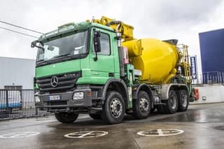 Mercedes-Benz 3241+PUTZMEISTER 24M - Thumbnail 1
