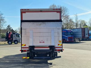 Renault 12.250 4x2 - Box - Loadlift 1.500 KG - A/C - Euro 6 - Automatic - Camera system - Image 7