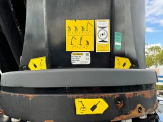 Volvo 8X4 PALFINGER PK53002 + FLY JIP AN REMOTE CONTROLE, LAST AXEL STEERING - Image 28