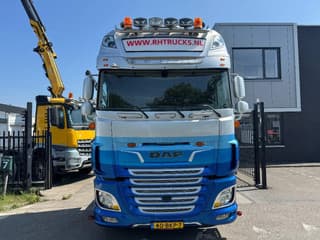 DAF 4X2 EURO 6 SKIRTS STANDKLIMA HYDRAULIC - Image 2