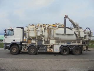 DAF 8X4 BLADGEVEERD - Image 2