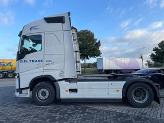 Volvo FH460 - Image 12