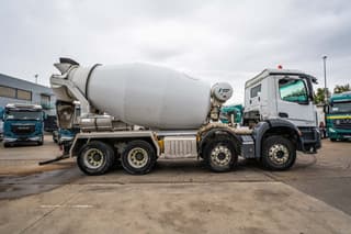 Mercedes-Benz AROCS 3240 + STETTER 9m3 - Image 3