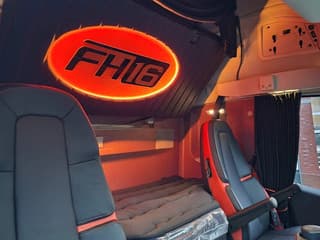 Volvo FH 2025 - 16.780 Aero XL 6x2/4 - New - Full spec - Retarder - I parkcool - Performance - Leather -BUFFL interior afbeelding 13
