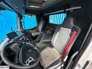 Renault C 430 8X4, EURO 6, HIAB, Remote - Image 9