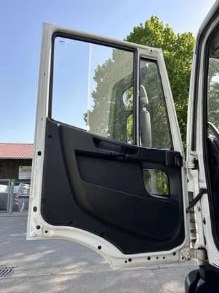 Iveco 140 140-250 Tiefkühl Multitemp Mitsubishi DIESEL - Image 26