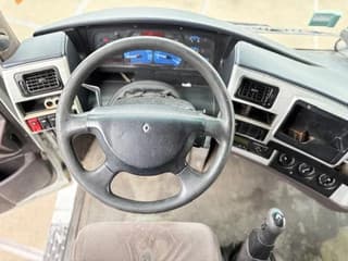 Renault DXI (MANUAL GEARBOX / ZF-INTARDER / AIRCONDITIONING / 2x DIESELTANK / COMPLETE SPOILERSET / ETC.) - Image 6