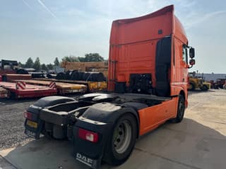 DAF 4X2 EURO 6 SKIRTS STANDKLIMA - Image 4