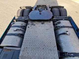 Volvo 13.420 4x2 - Image 29
