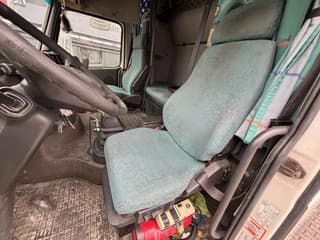 Volvo 12.460 4X2 Globetrotter steel/air retarder - Image 24