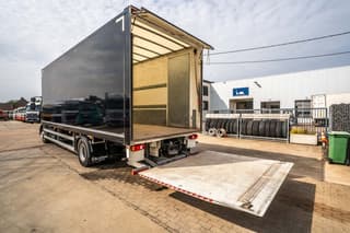 Renault D250 16T.- 36000 KM +DHOLLANDIA 2T. - Image 8