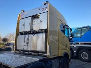 Volvo 16.750 8x4/4 - Image 9