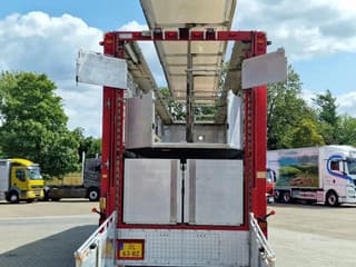 Scania R450 + 3 deck livestock - Water &Ventilation - Loadlift - - Image 8