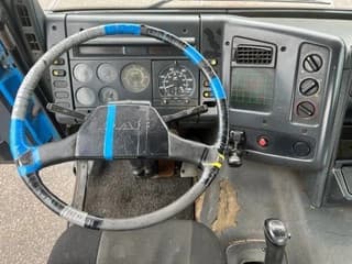 DAF ATI 4x2 FULL STEEL KIPPER (EURO 2 / MANUAL GEARBOX / FULL STEEL SUSPENSION / P.T.O.) - Image 7