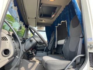DAF CF 75.310 6x2 Chassis Cabine 2013 - Image 5