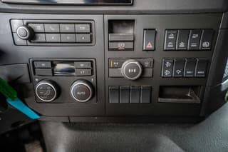 Volvo FMX 430-8x4+HMF 2820/6xhydr. - Image 14