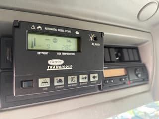 Volvo FL210 4X2 Kuhlkoffer mit Carrier Supra 550 / LBW / AHK - Image 11