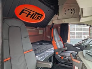 Volvo FH 2025 - 16.780 Aero XL 6x2/4 - New - Full spec - Retarder - I parkcool - Performance - Leather -BUFFL interior afbeelding 21