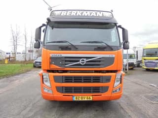 Volvo 6X2 ADR + HYDRAULICS NL TRUCK - Image 2