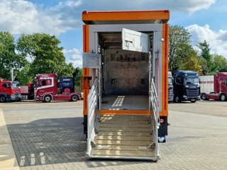 DAF 530 4x2 - Livestock Menke + 2018 Menke trailer 2 deck - Water + Ventilation - Lifting roof - Image 60