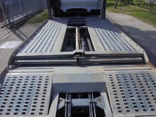 Iveco 450 6X2 RETARDER - Image 17