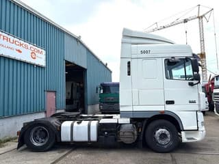 DAF SPACECAB (2 IDENTICAL UNITS AVAILBLE) (ZF16 MANUAL GEARBOX / MX-BRAKE / 870+430 LITER TANK / FRIDGE / AIRCONDITIONING) - Image 4