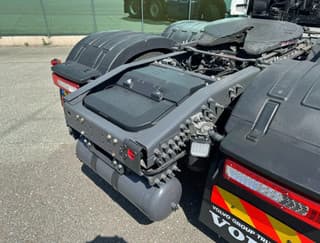 Volvo 500 6X2 GLOBETROTTER 2x TANKS ONLY 667.000 KM SUPER CONDITION NL TRUCK - Image 18