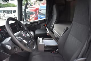 Scania S450 NGS 4x2NB - FULL AIR - RETARDER - ACC - PARK. AIRCO - 2 x FUEL TANKS - TOP CONDITION - - Image 5