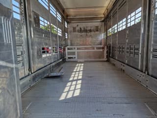DAF 530 4x2 - Livestock Menke + 2018 Menke trailer 2 deck - Water + Ventilation - Lifting roof - Image 40