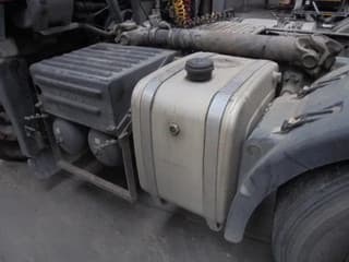 Volvo 380 ENGINE NOT OK ONLY PARTS NL TRUCK - Image 20