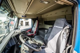 Volvo FMX 460-6x4 - Image 10