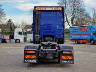 Volvo FH 2020 - 16.750 Globetrotter XL 6x2 - Retarder - I parkcool - Full air - Leather afbeelding 6
