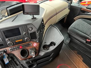 Mercedes-Benz 3351 LS 6x4 - Image 14